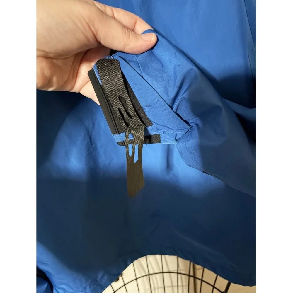 Sunice Typhoon Golf RainJacket Mens L Blue Black FullZip Windbreaker Lightweight